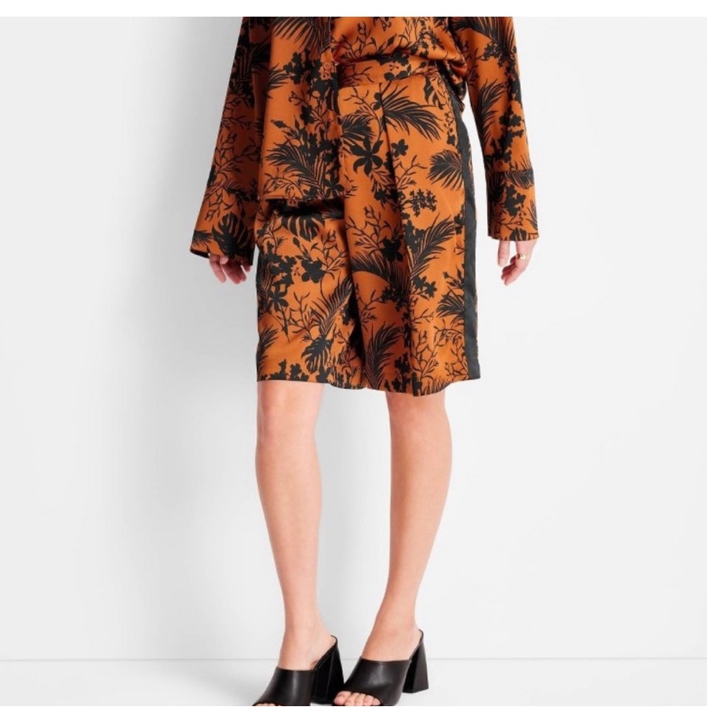Kahlana barfield future collective Bermuda shorts